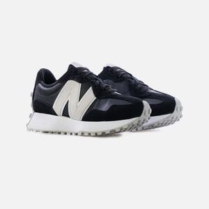 New Balance 327 Size 6 Women’s Sneakers